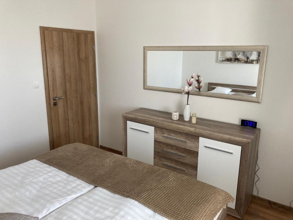 Apartmany Rubin Nesvady Eksteriør billede